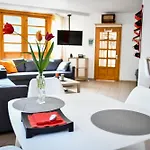 Boralom Apartment