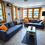 Apartment Boralom *