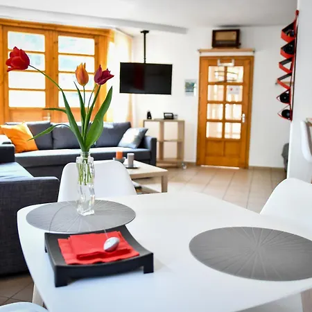 Boralom Apartment